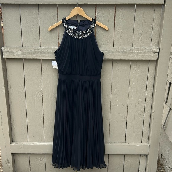 NWT Rickie Freeman for Teri John Silk Pleated Formal Dress With Beaded Collar 8 - Picture 1 of 12